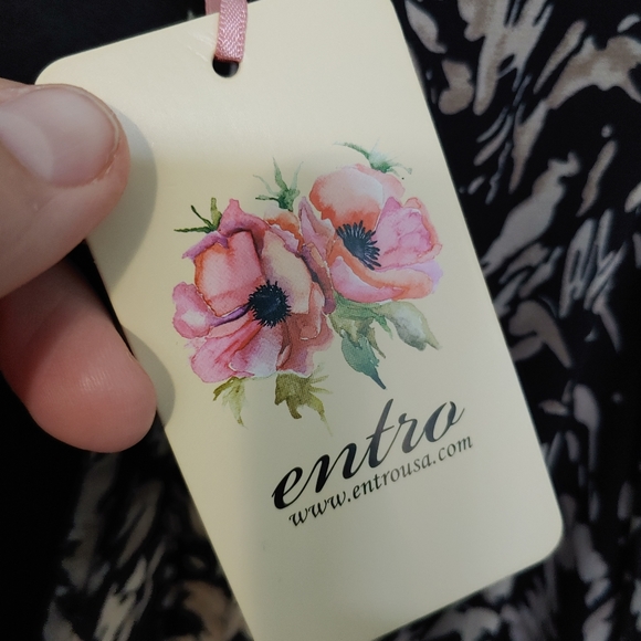 Entro Black & Tan Ruffle Romper - Picture 4 of 10